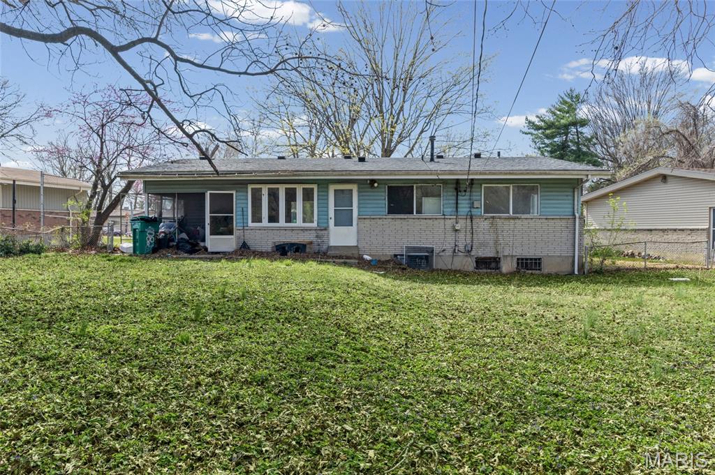 Hathaway Manor 16 - Residential