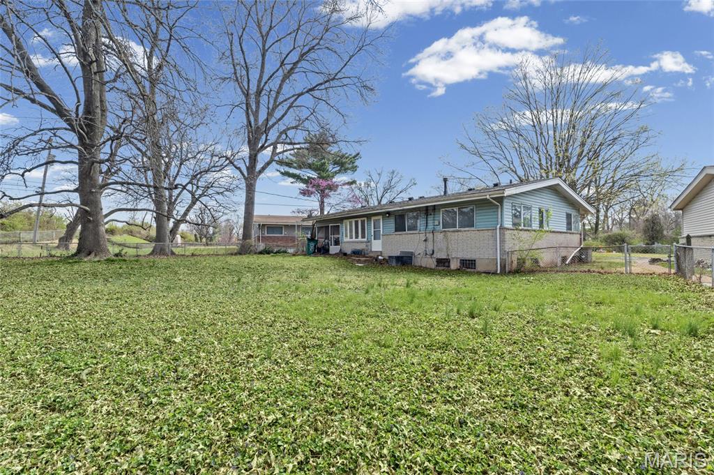 Hathaway Manor 16 - Residential