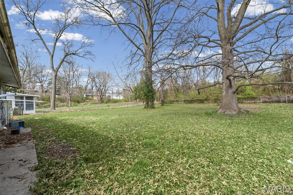 Hathaway Manor 16 - Residential