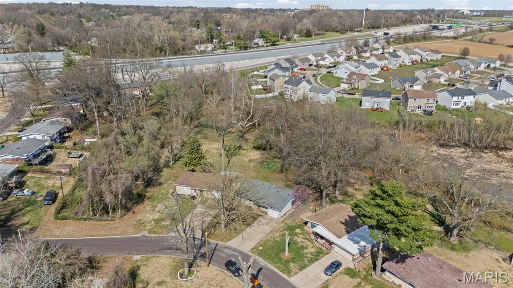 Hathaway Manor 16 - Residential