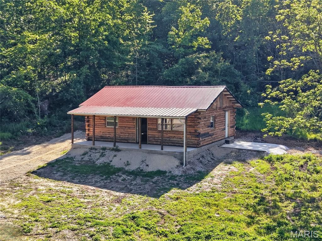Photo of 955 County Rd 900, Bunker, MO 63629 (MLS # 26028996)