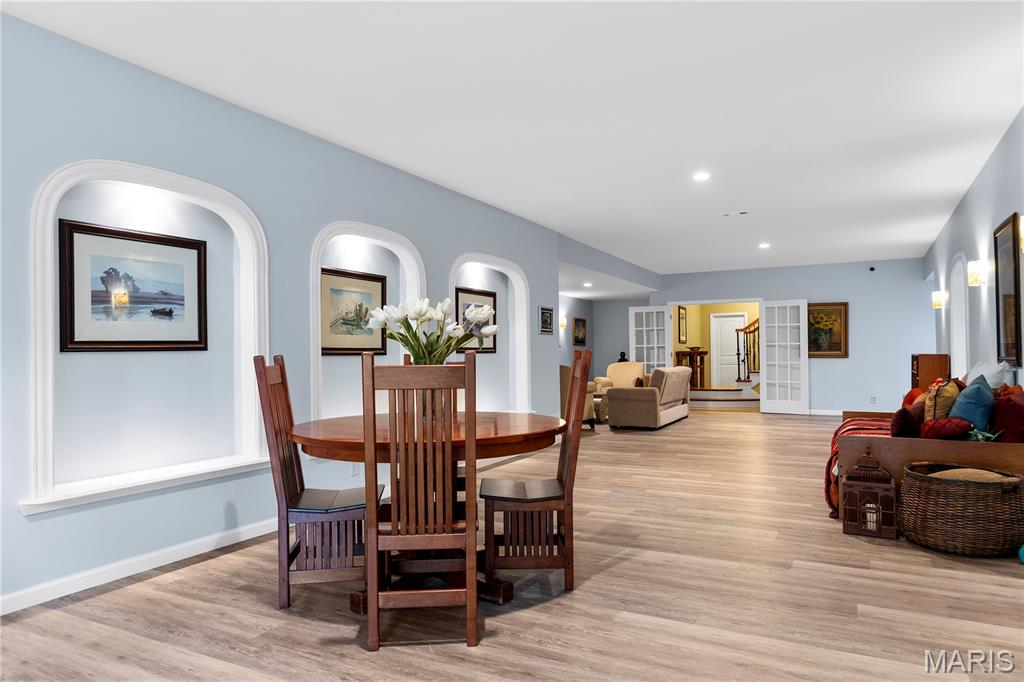 Ballas Courts - Residential