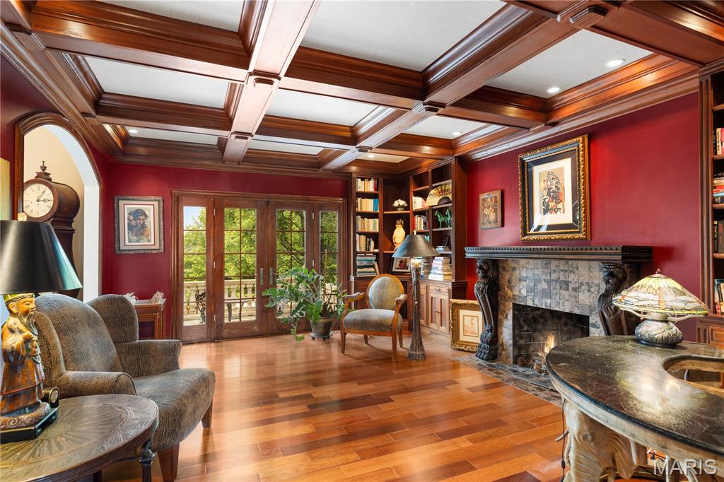 Ballas Courts - Residential