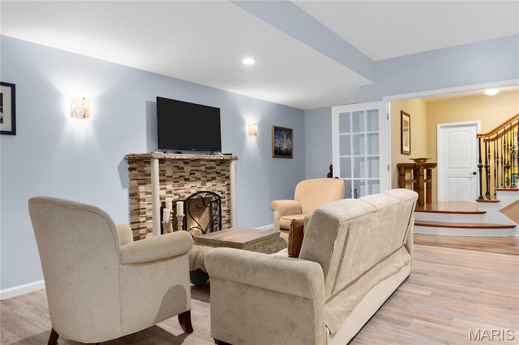 Ballas Courts - Residential