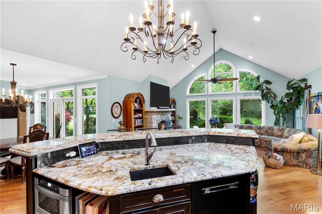 Ballas Courts - Residential