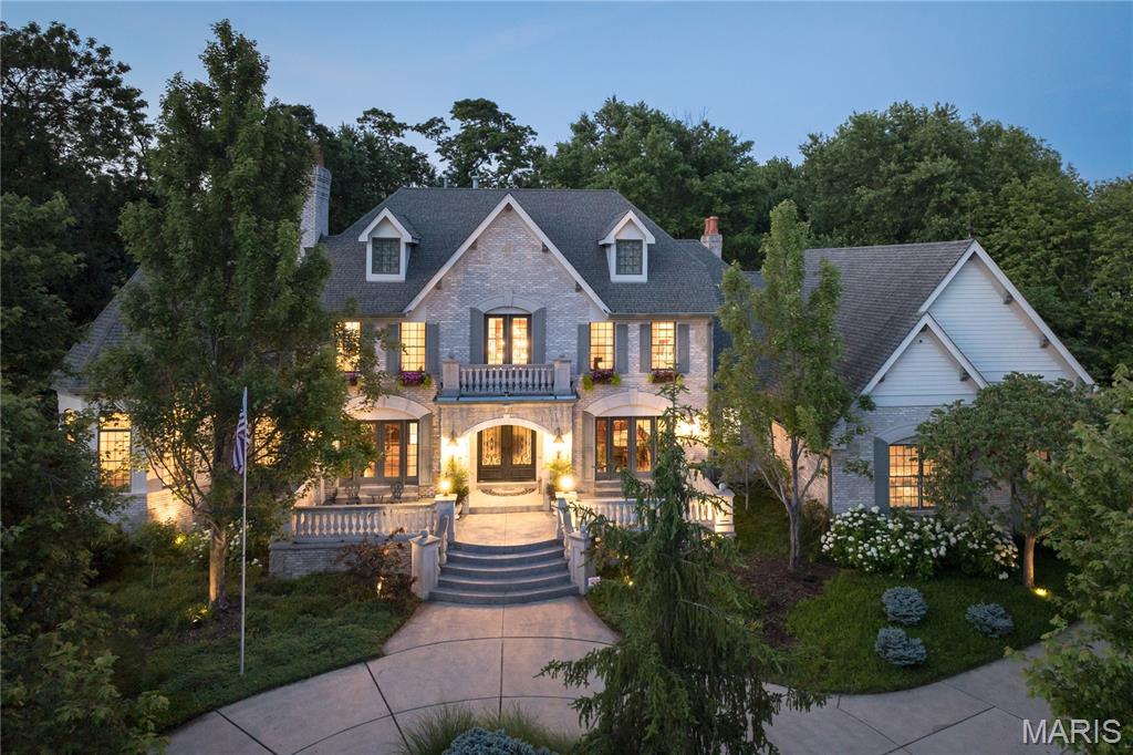 135 Ballas Court