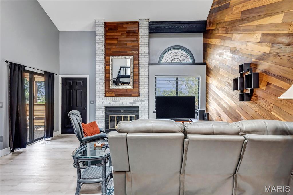 225 Hemingway Lane F