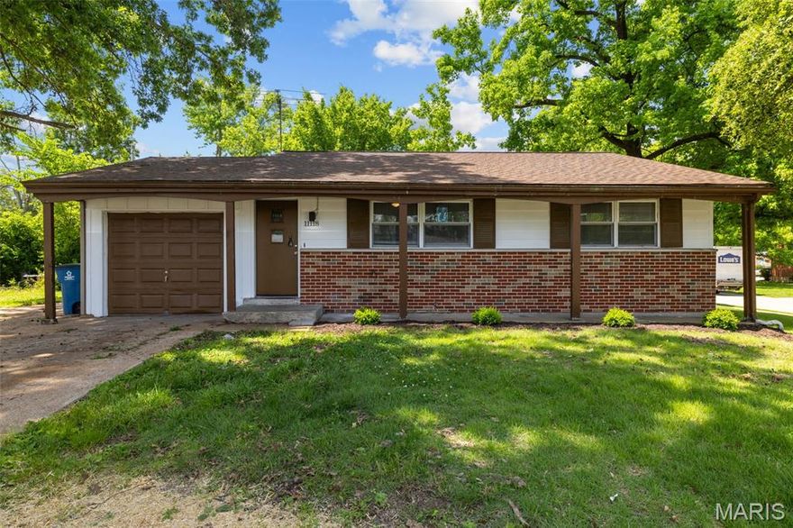 Open House Friday from 5pm to 7pm.  Unpacking Is the Only Project Left! This updated, adorable home is ready for you to move right in. Let's start in the kitchen, which features brand-new shaker cabinets, granite countertops, and new stainless steel gas stove, dishwasher, and built-in microwave — everything you need within easy reach. Just steps away is a cozy eat-in area with sliding glass doors that open onto your patio. The living room and three bedrooms feature fresh paint and beautifully refinished hardwood floors. The spa-like bathroom has been completely remodeled with a new tiled shower/tub, vanity, lighting, and commode.
This home also offers an additional 600 square feet of updated, finished living space in the lower level, divided into a main entertaining area and two versatile bonus rooms that could serve as sleeping areas, a home gym, or an office. The basement features new carpeting throughout and fresh paint. Additional updates include a new roof (October 2020), a new AC condenser and furnace (2022), and a replaced stack. There's so much to love, schedule your tour today! To view the virtual tour, please visit: https://my.360tourlink.com/55a8c29a-977c-4562-b88a-7041c2eb53b3?type=unbranded Please confirm schools.