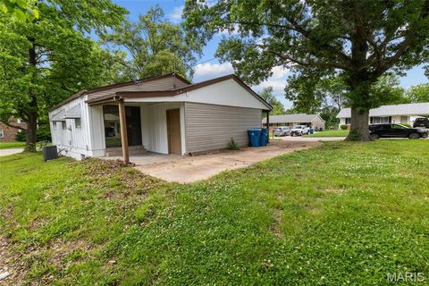 Tiny photo for 11118 Alan Shepard Drive, St Louis, MO 63043 (MLS # 26032324)