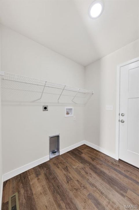 Tiny photo for 264 Railroad Street, Moscow Mills, MO 63362 (MLS # 26067657)