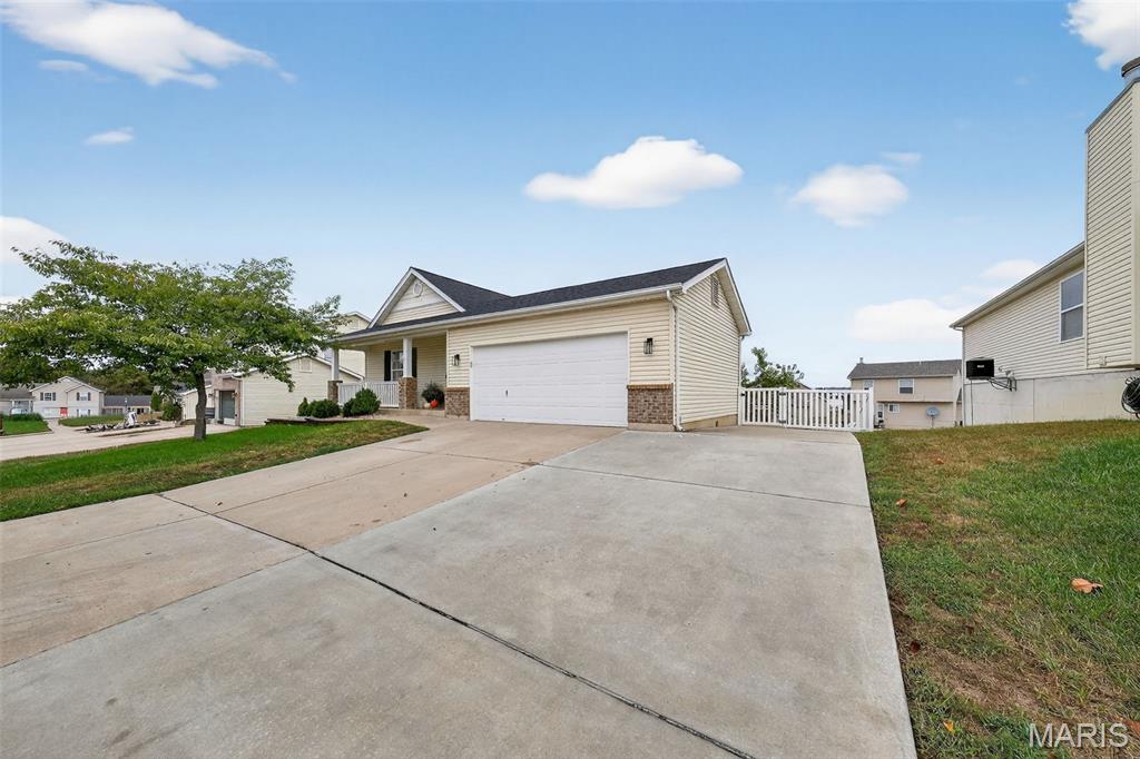 13 River Rock Drive