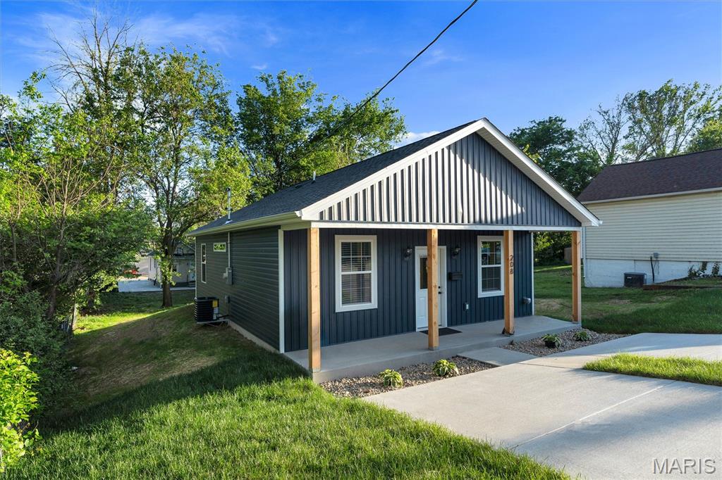Crystal City - Residential