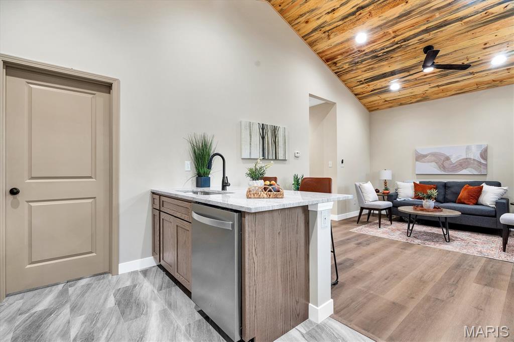Crystal City - Residential