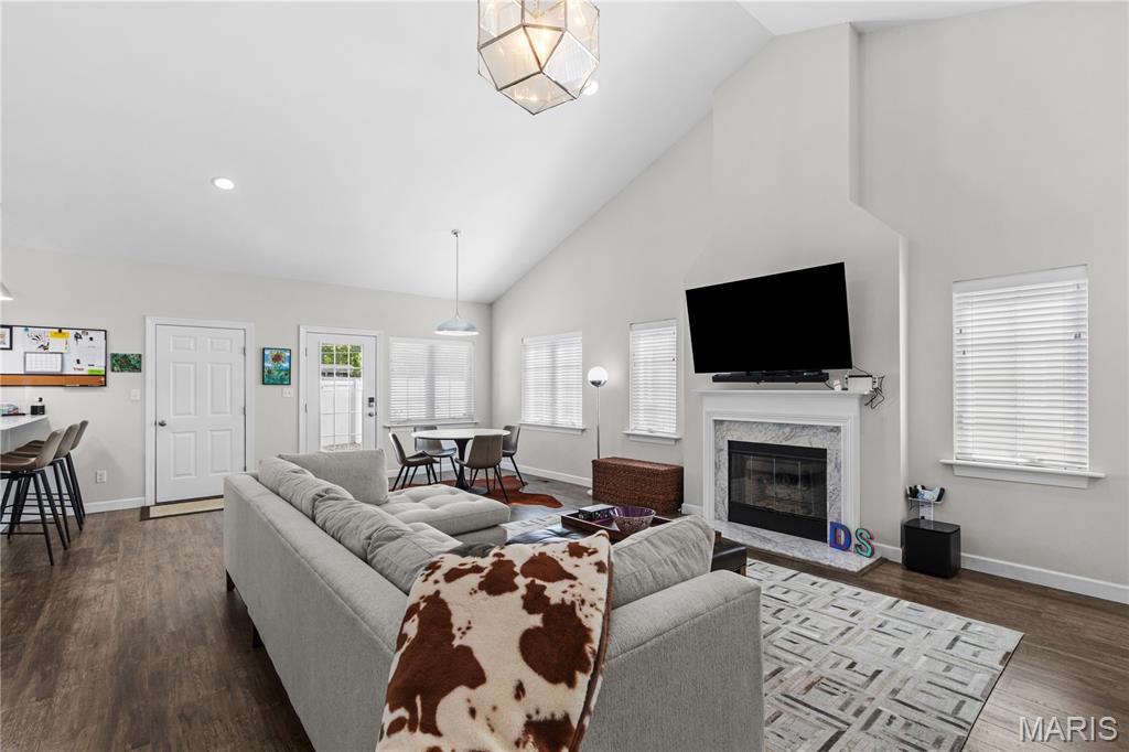 738 Windberry Court 9