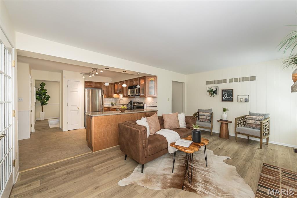 Westglen Village 1 - Residential