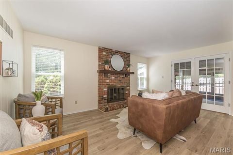 Tiny photo for 716 Reinke Road, Ballwin, MO 63021 (MLS # 26029589)