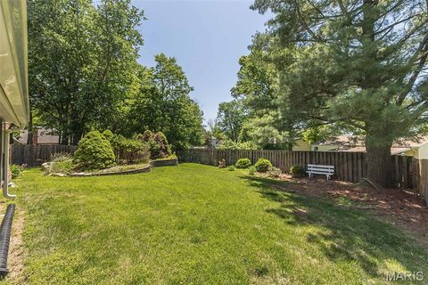 Tiny photo for 716 Reinke Road, Ballwin, MO 63021 (MLS # 26029589)