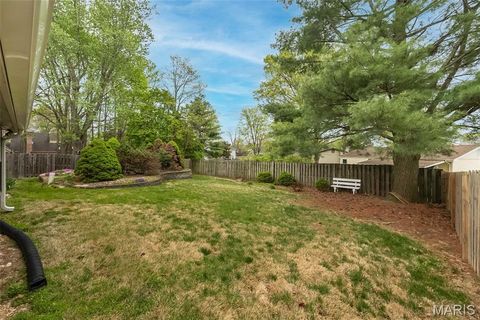 Tiny photo for 716 Reinke Road, Ballwin, MO 63021 (MLS # 26029589)