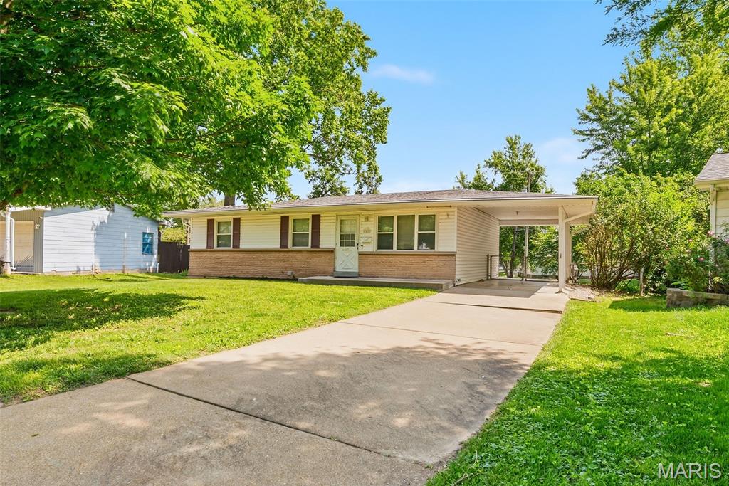 709 Riderwood Drive