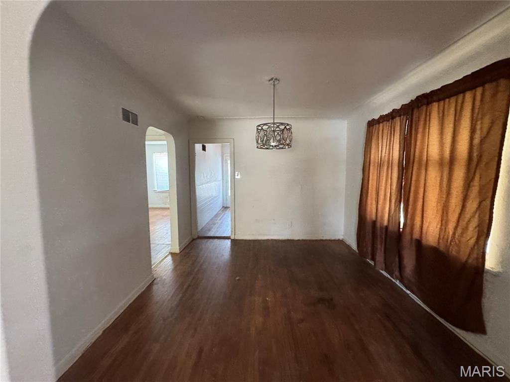 Photo of 5926 McArthur Avenue, St Louis, MO 63120 (MLS # 26023899)