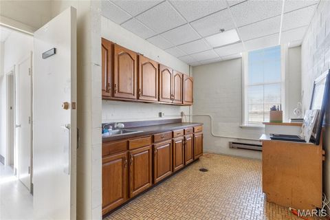 Tiny photo for 120 Henry Avenue, Ballwin, MO 63011 (MLS # 25075156)