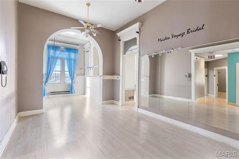 Tiny photo for 120 Henry Avenue, Ballwin, MO 63011 (MLS # 25075156)