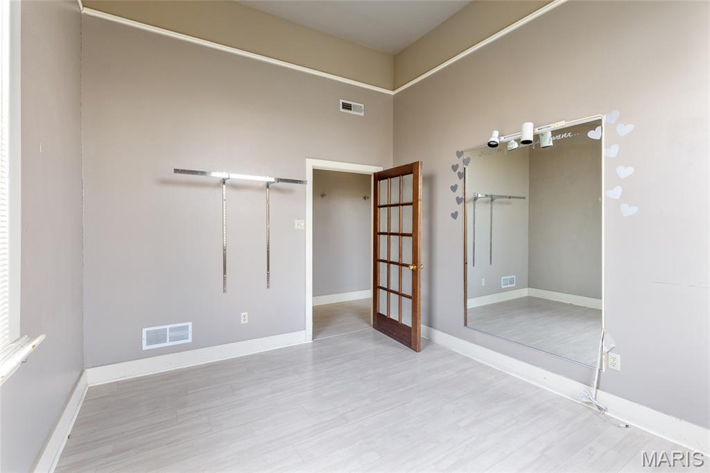 Bartolds Add To Manchester - Commercial Sale