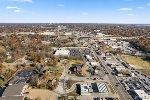 Tiny photo for 120 Henry Avenue, Ballwin, MO 63011 (MLS # 25075156)