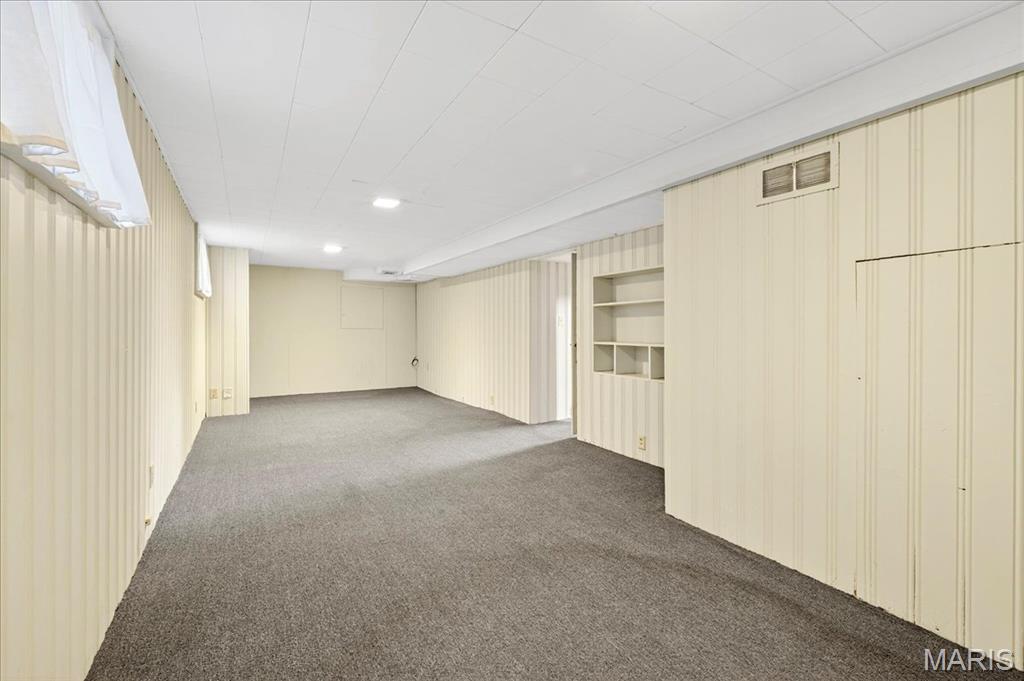 Warson Woods, Missouri 63122, United States, 4 Bedrooms Bedrooms, ,3 BathroomsBathrooms,Residential,Pending,211795