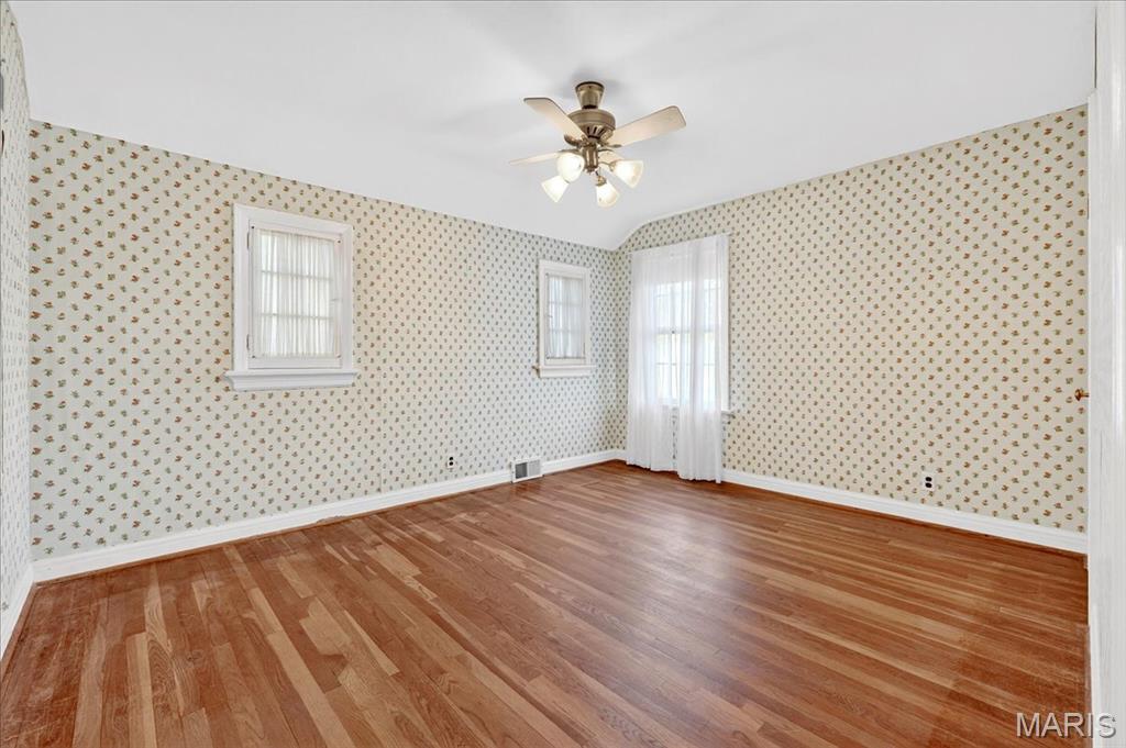 Warson Woods, Missouri 63122, United States, 4 Bedrooms Bedrooms, ,3 BathroomsBathrooms,Residential,Pending,211795