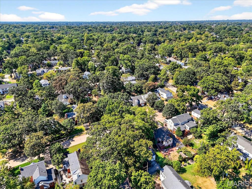 Warson Woods, Missouri 63122, United States, 4 Bedrooms Bedrooms, ,3 BathroomsBathrooms,Residential,Pending,211795