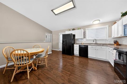 Tiny photo for 40 Double Creek Court, Wentzville, MO 63385 (MLS # 26025641)