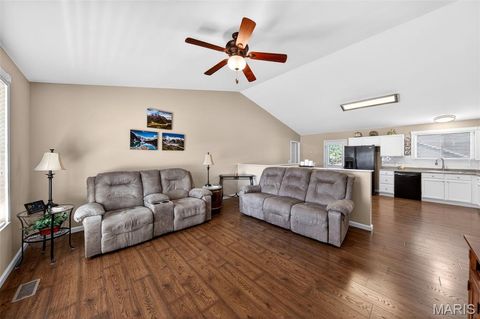 Tiny photo for 40 Double Creek Court, Wentzville, MO 63385 (MLS # 26025641)