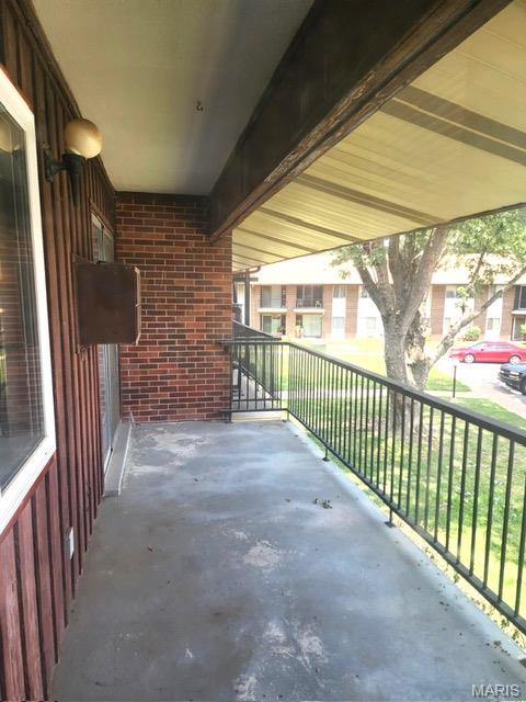 Hazelcrest Three Condo - Residential