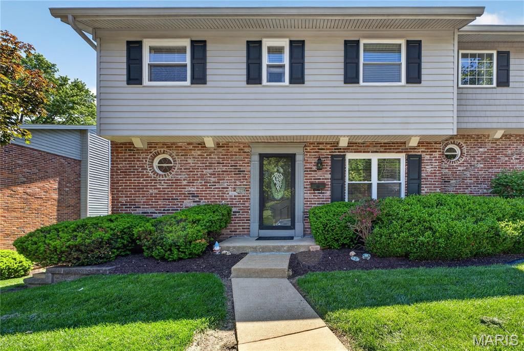 Photo of 13220 Matador Drive #1, Chesterfield, MO 63141 (MLS # 26026849)