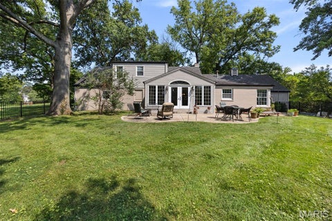 Tiny photo for 2 Middlebrook Lane, Creve Coeur, MO 63141 (MLS # 26049215)