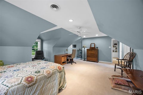 Tiny photo for 2 Middlebrook Lane, Creve Coeur, MO 63141 (MLS # 26049215)