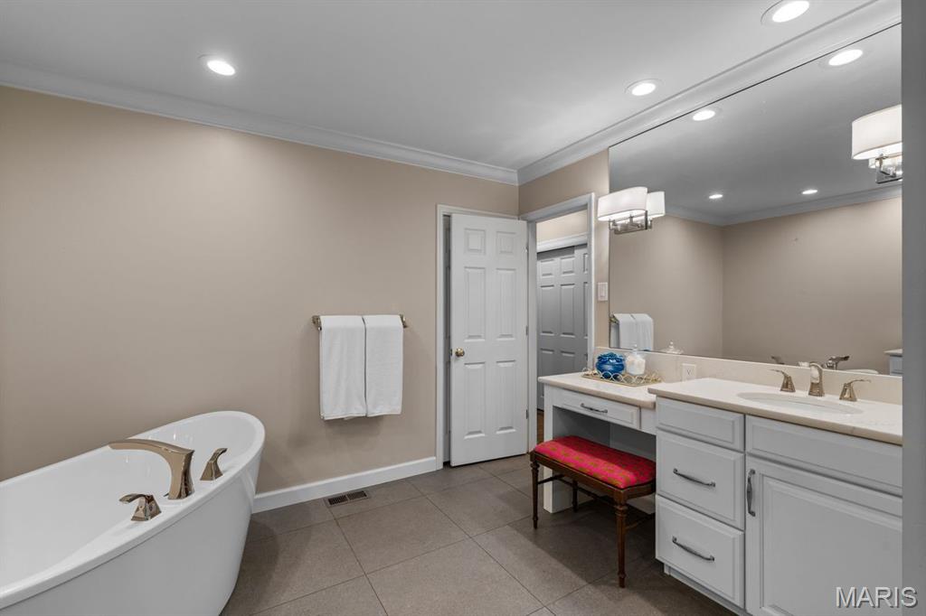 Frontenac Woods 1 - Residential