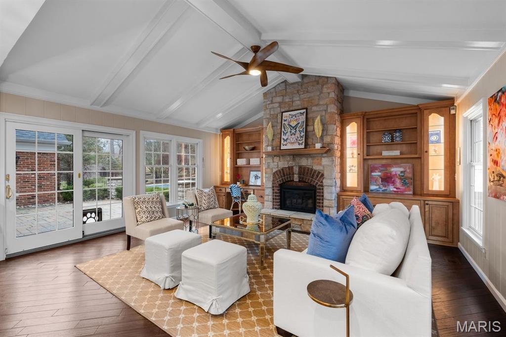 Frontenac Woods 1 - Residential