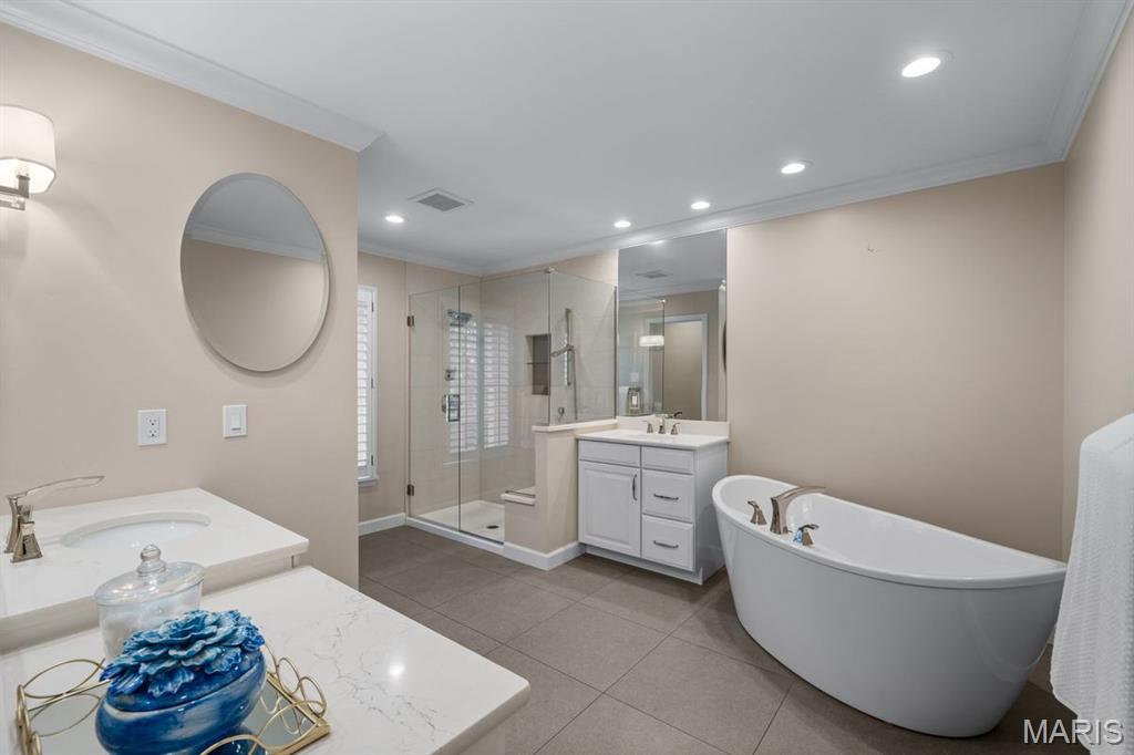 Frontenac Woods 1 - Residential