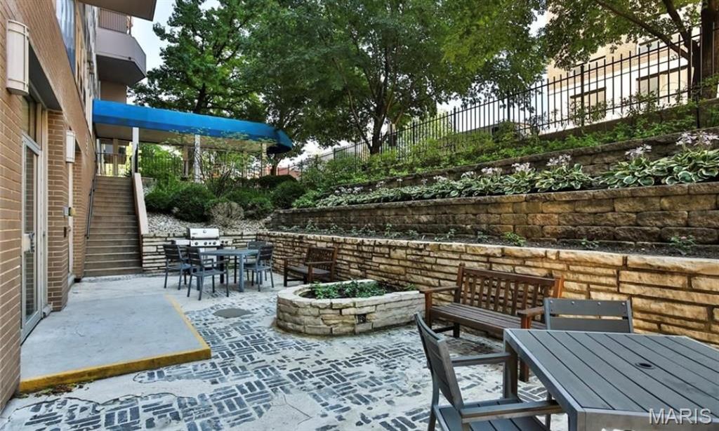 Blu Condos - Residential