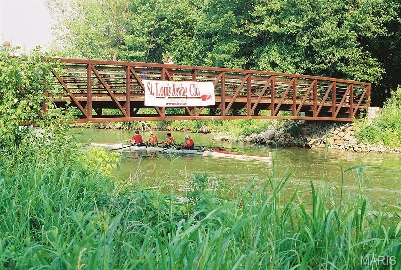 Autumn Lakes Condo - Residential
