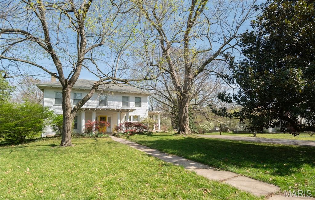 Photo of 707 S Prairie Street, Bloomfield, MO 63825 (MLS # 26018988)