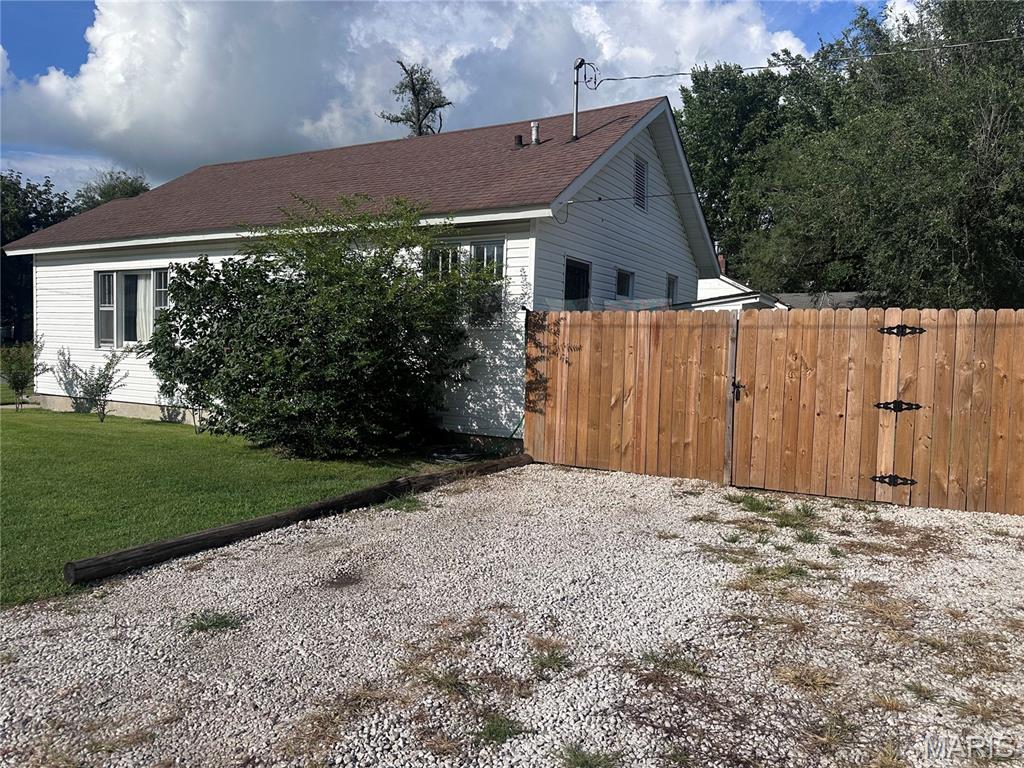 803 E Kathleen Street - Photo 4