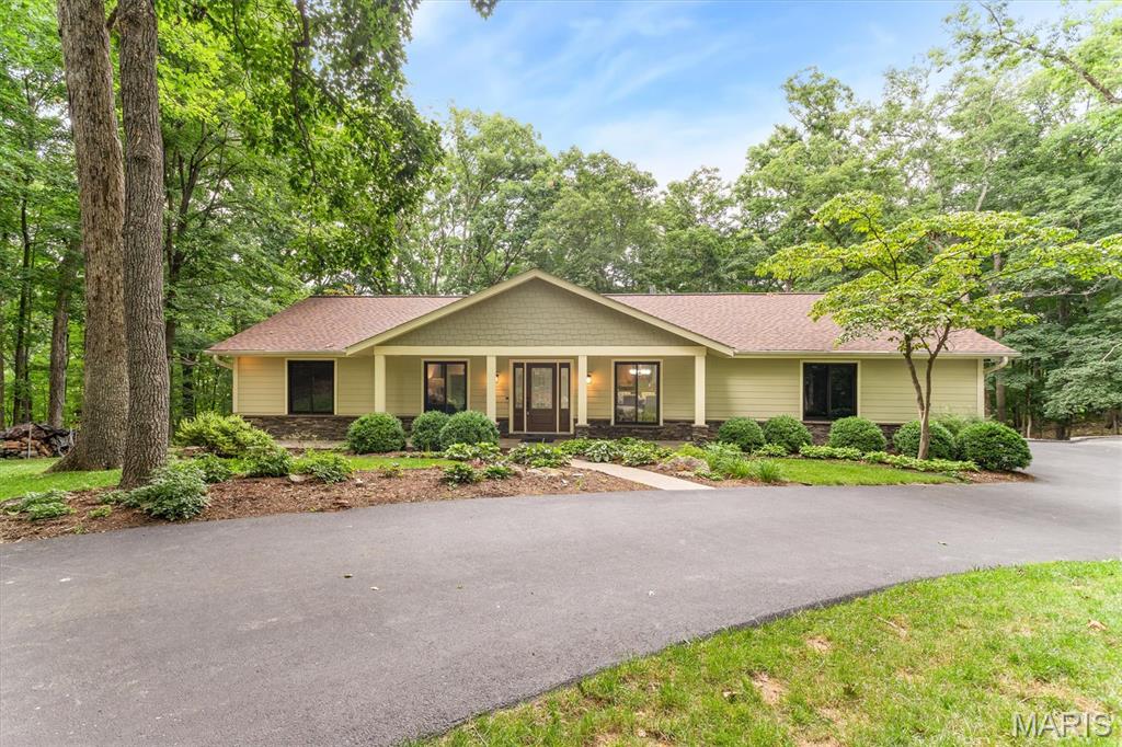 18347 Woodland Meadows Drive
