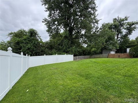 Tiny photo for 308 Twinview Terrace, Ballwin, MO 63011 (MLS # 26041805)