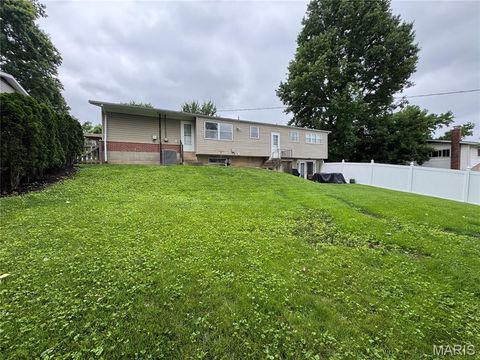 Tiny photo for 308 Twinview Terrace, Ballwin, MO 63011 (MLS # 26041805)