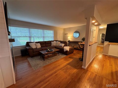 Tiny photo for 308 Twinview Terrace, Ballwin, MO 63011 (MLS # 26041805)