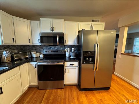 Tiny photo for 308 Twinview Terrace, Ballwin, MO 63011 (MLS # 26041805)