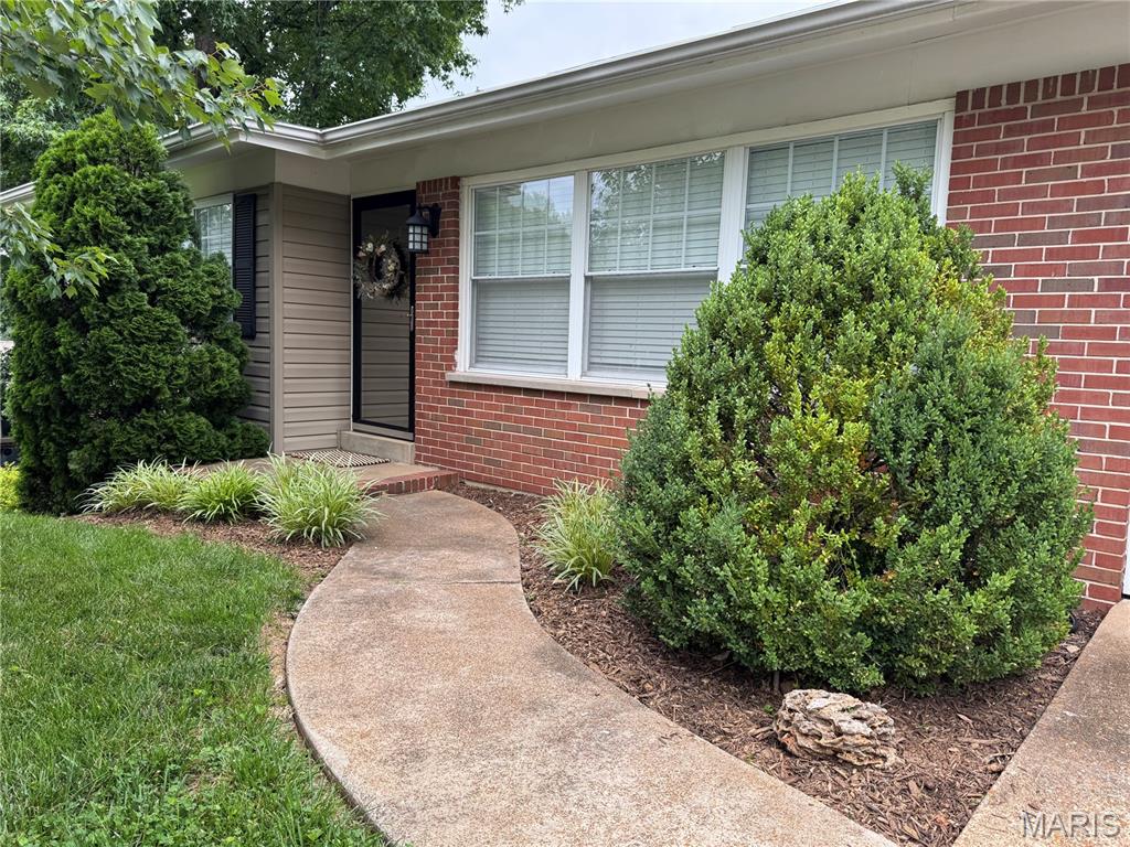 308 Twinview Terrace